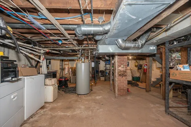 $500,000 | 30995 Highway 2, Ashland, WI 54806