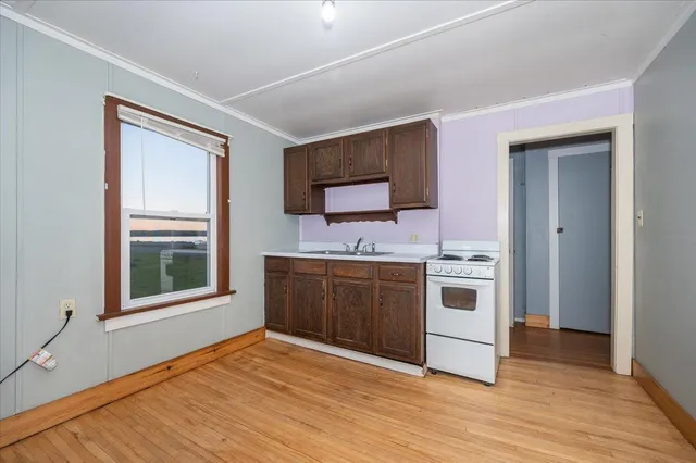 $500,000 | 30995 Highway 2, Ashland, WI 54806