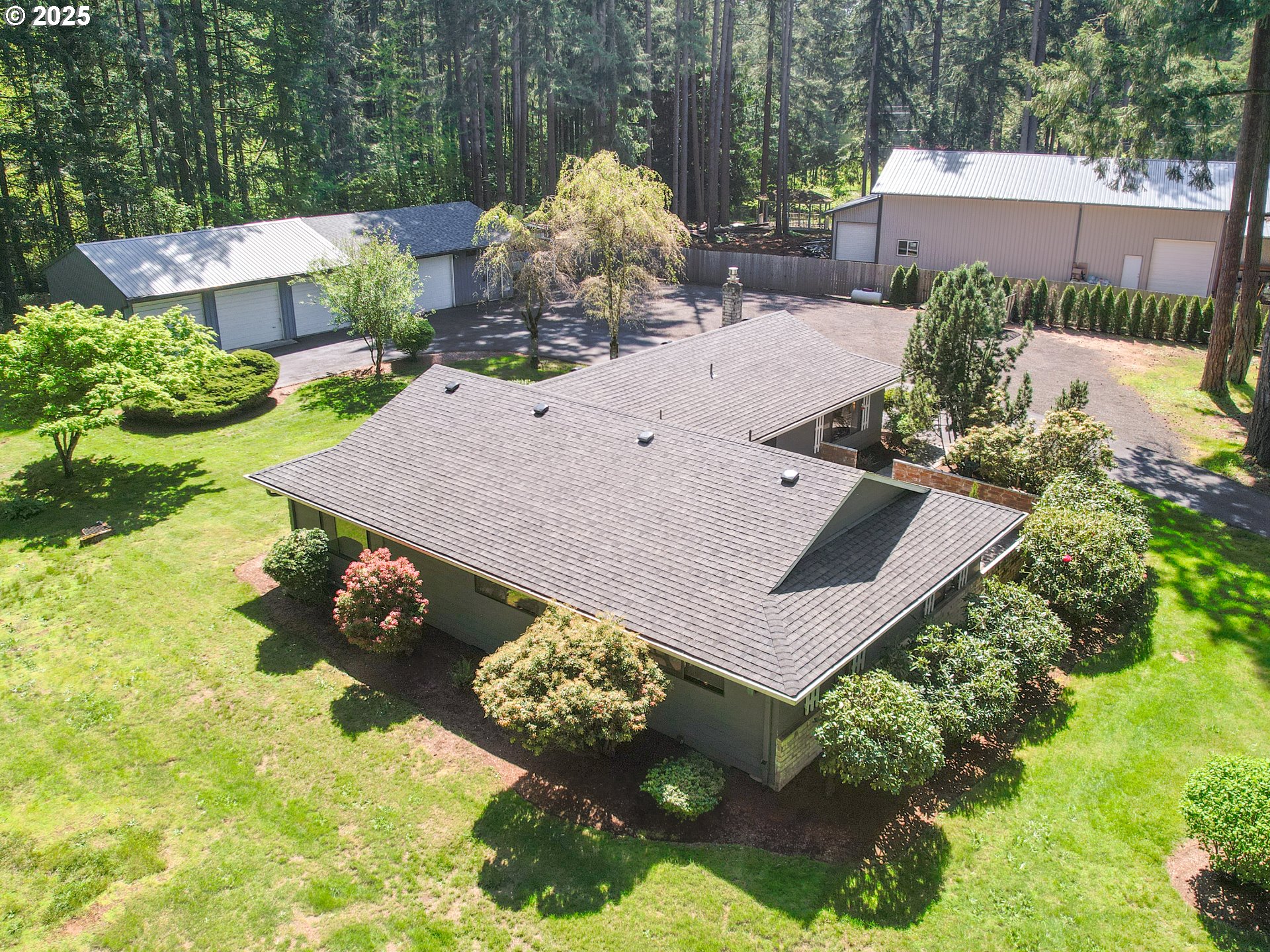 24434 South Hayfield Road Beavercreek, OR 97004 - Photo 2 of 40 Gallery Image 2