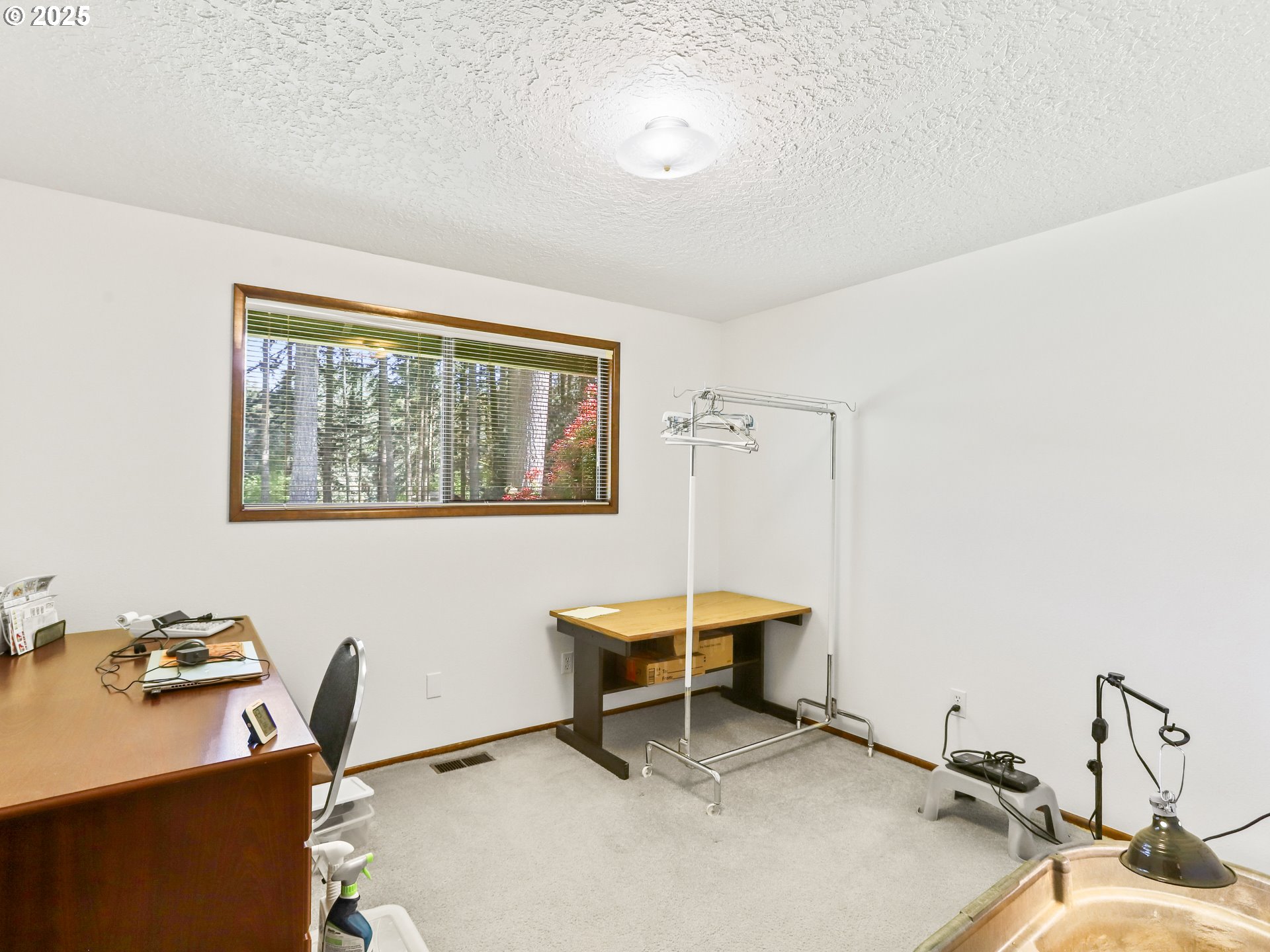 24434 South Hayfield Road Beavercreek, OR 97004 - Photo 34 of 40 Gallery Image 34