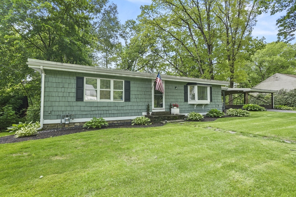 228 Hillside Road Southbridge, MA 01550 - Photo 1 of 32 Gallery Image 1