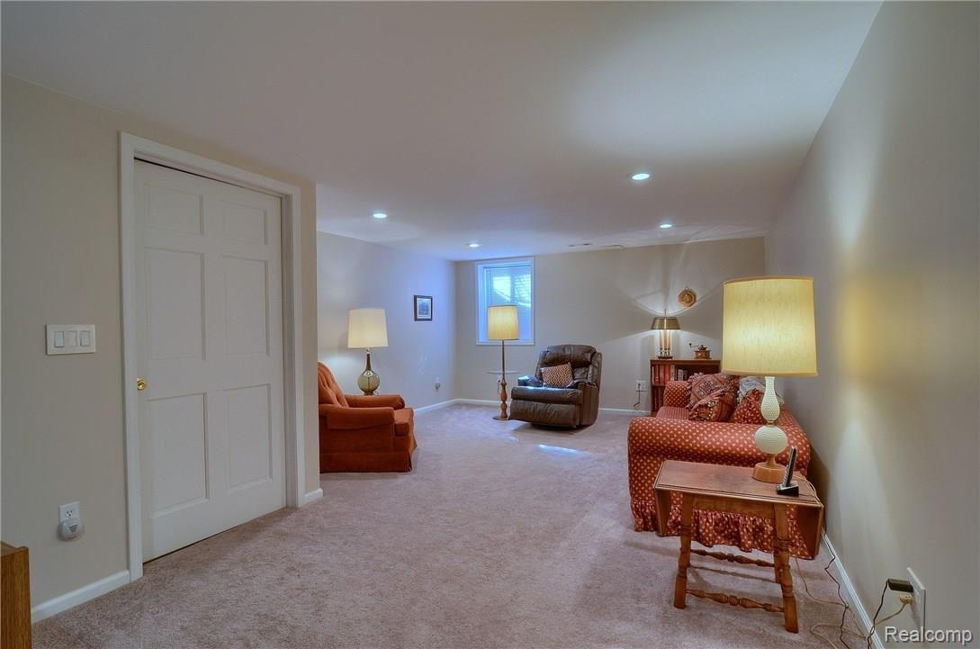 1472 Saddle Lane, Unit 167 Rochester, MI 48306 - Photo 31 of 34 Finished_Lower_Level.jpg