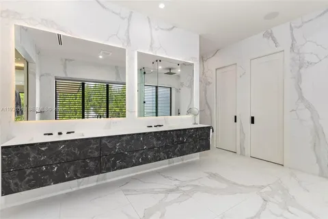 $6,845,000 | 6003 Southwest 80th Street, South Miami, FL 33143