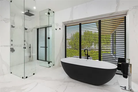 $6,845,000 | 6003 Southwest 80th Street, South Miami, FL 33143