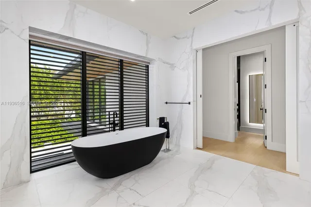 $6,845,000 | 6003 Southwest 80th Street, South Miami, FL 33143