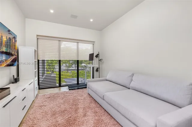 $6,845,000 | 6003 Southwest 80th Street, South Miami, FL 33143