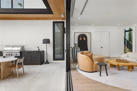 $6,845,000 | 6003 Southwest 80th Street, South Miami, FL 33143