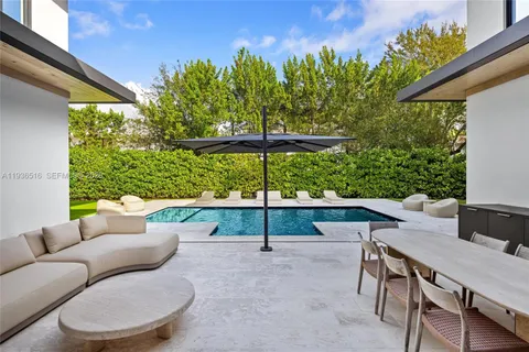 $6,845,000 | 6003 Southwest 80th Street, South Miami, FL 33143