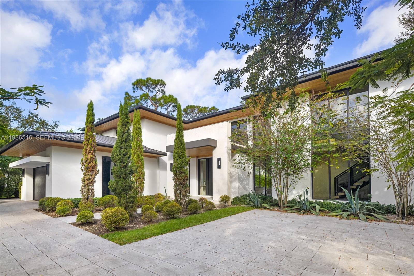 6003 Southwest 80th Street South Miami, FL 33143 - Photo 7 of 98