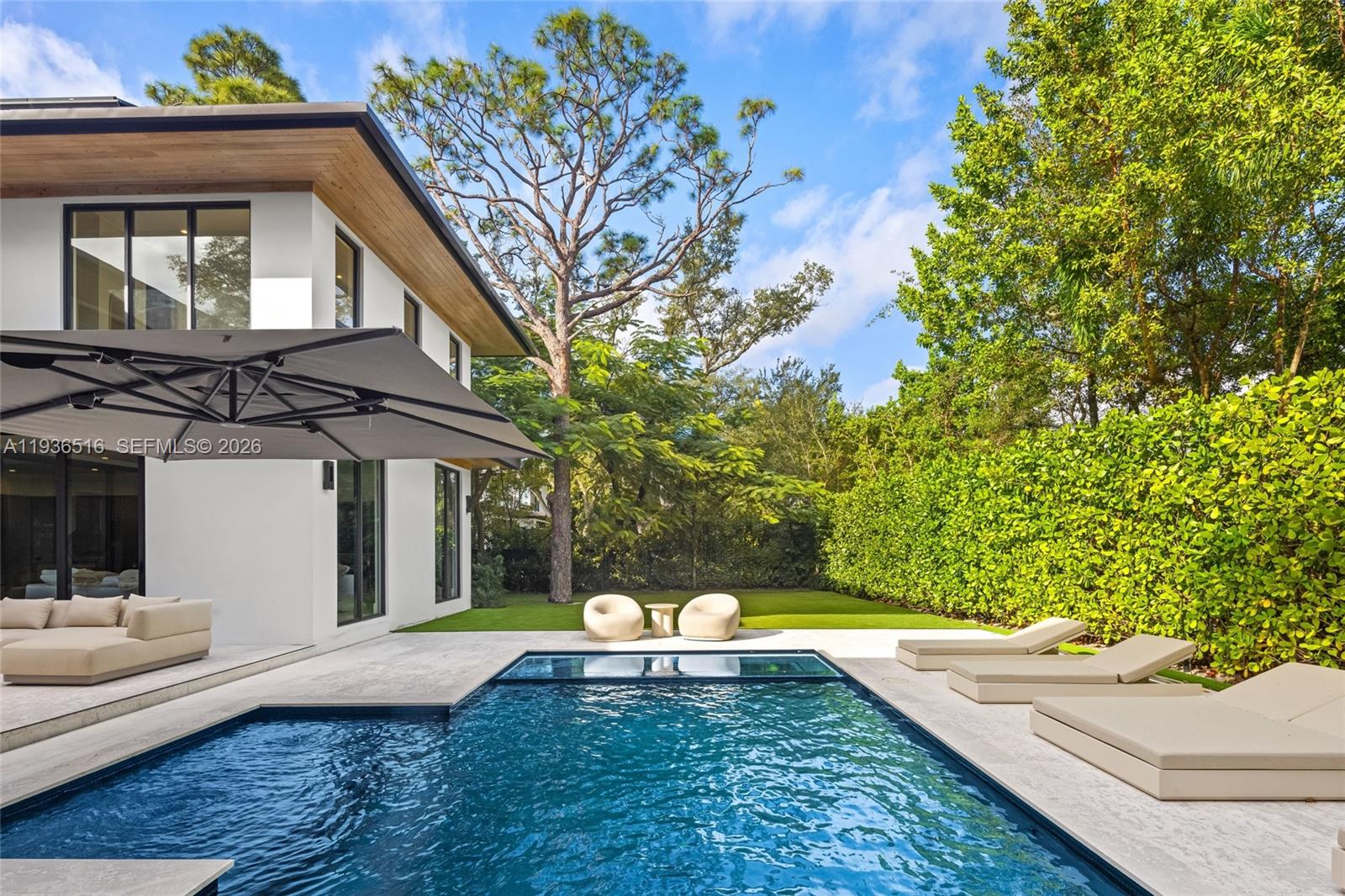 6003 Southwest 80th Street South Miami, FL 33143 - Photo 76 of 98