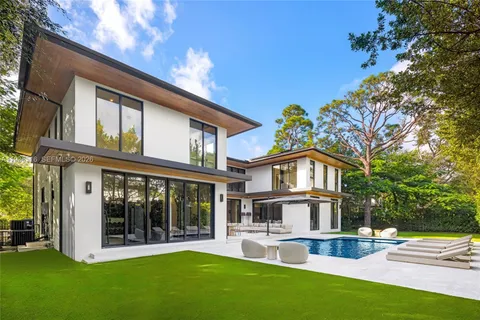 $6,845,000 | 6003 Southwest 80th Street, South Miami, FL 33143
