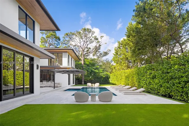 $6,845,000 | 6003 Southwest 80th Street, South Miami, FL 33143