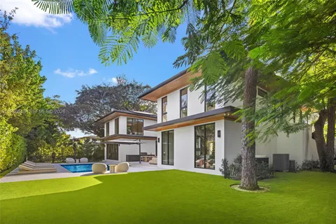 $6,845,000 | 6003 Southwest 80th Street, South Miami, FL 33143