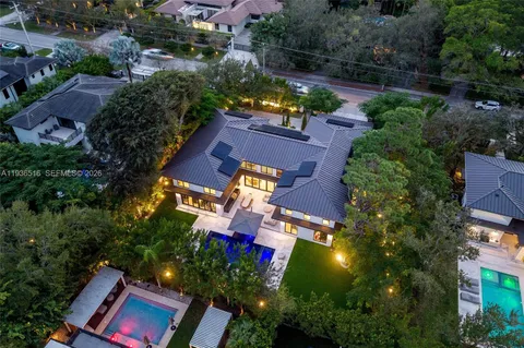 $6,845,000 | 6003 Southwest 80th Street, South Miami, FL 33143