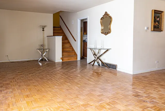 a view of entryway and hall