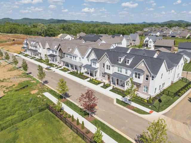 $772,400 | 4072 Penfield Drive, Unit B, Franklin, TN 37069