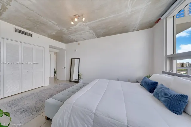 $500,000 | 3250 Northeast 1st Avenue, Unit 1007, Miami, FL 33127