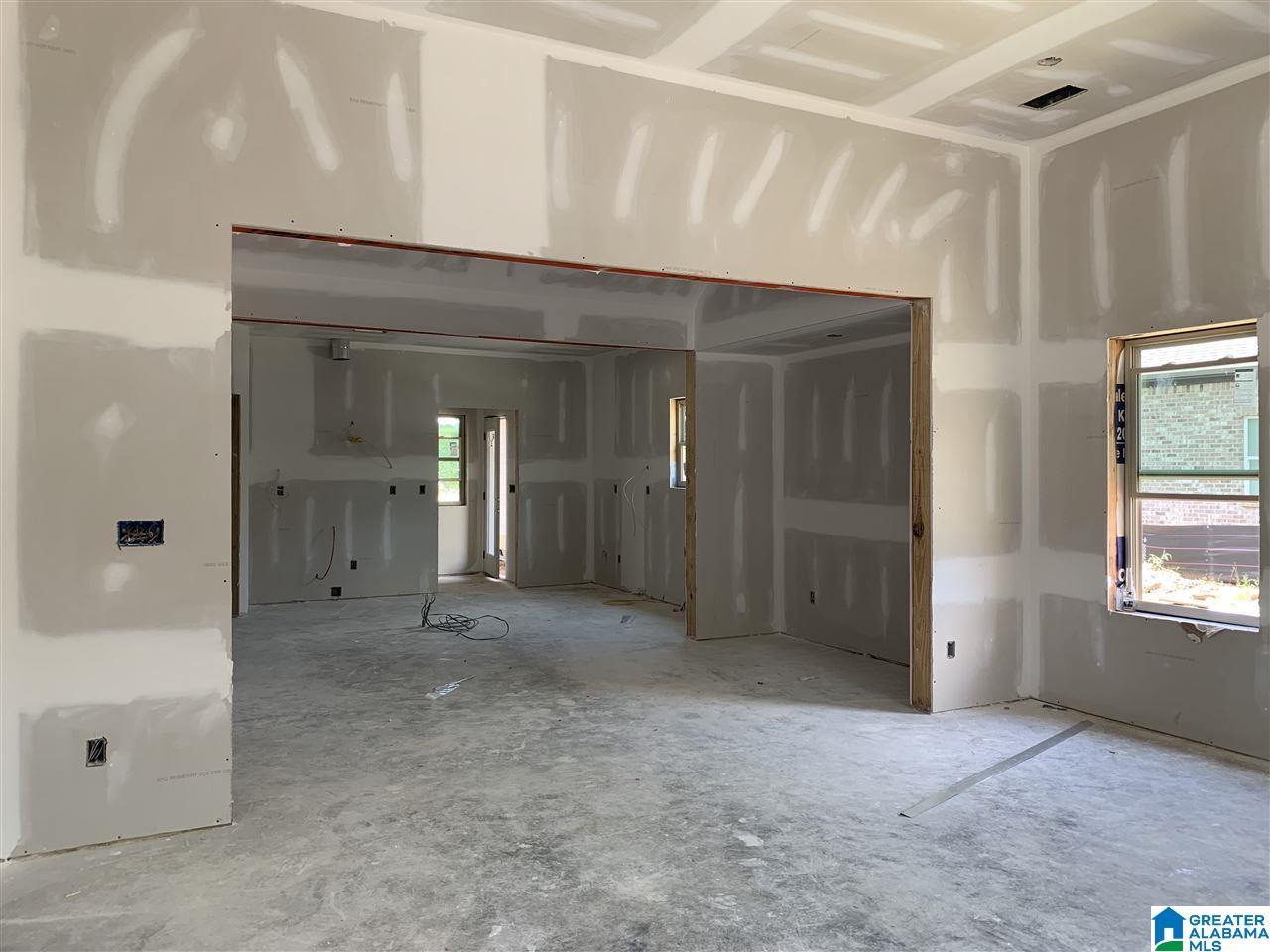 1048 Crestview Ridge Helena, AL 35080 - Photo 6 of 19