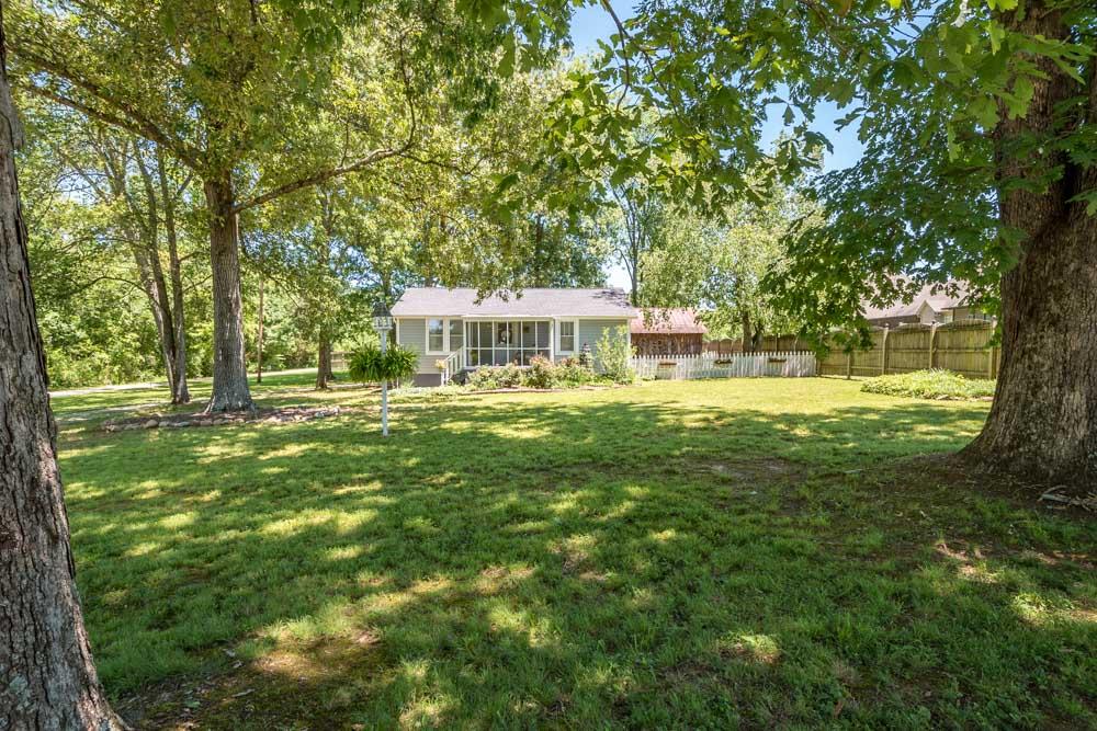 8313 Igou Gap Road Chattanooga, TN 37421 - Photo 3 of 14 Front yard