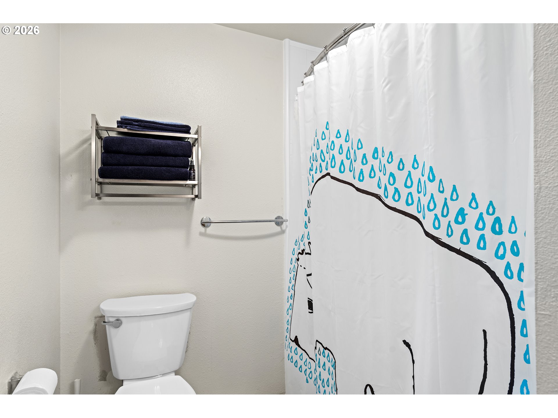 214 Northwest Seblar Drive Portland, OR 97210 - Photo 25 of 36 a bathroom with a toilet and a sink
