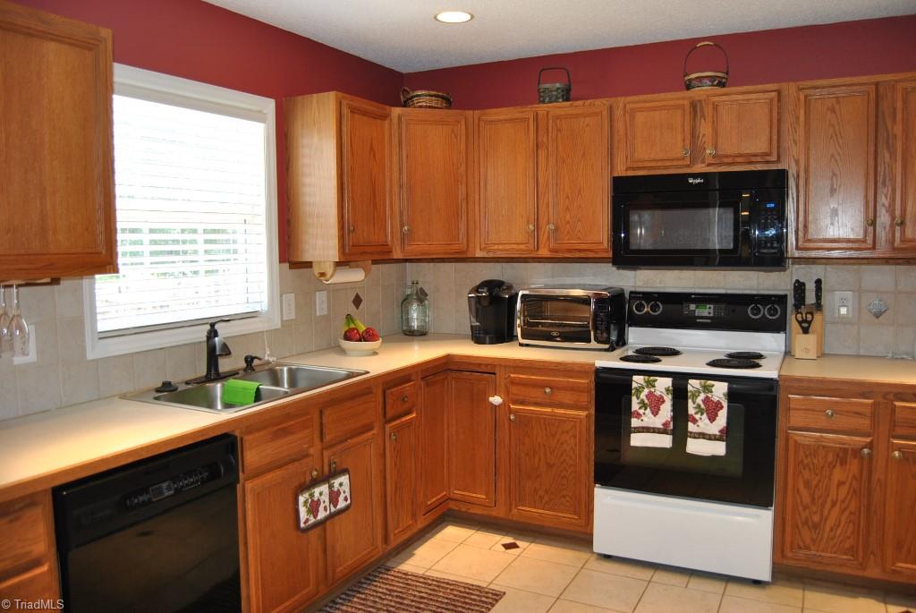 111 Winchester Road Advance, NC 27006 - Photo 15 of 30 Gallery Image 15