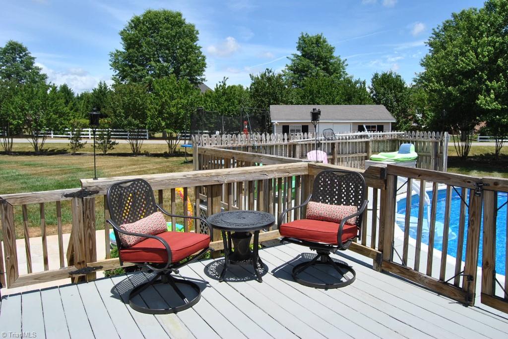 111 Winchester Road Advance, NC 27006 - Photo 6 of 30 Gallery Image 6