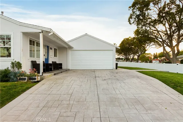 $1,145,000 | 14709 Bodger Avenue, Hawthorne, CA 90250