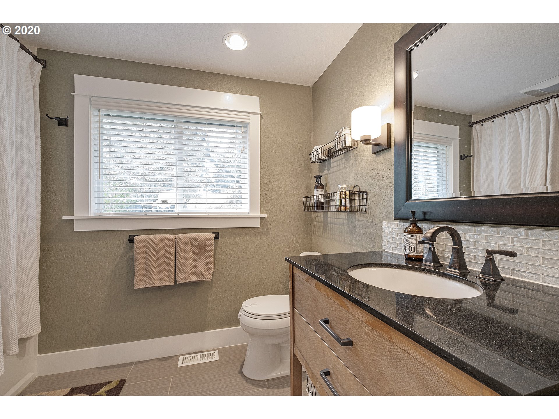 39475 Southwest Hartley Road Gaston, OR 97119 - Photo 25 of 32 Gallery Image 25