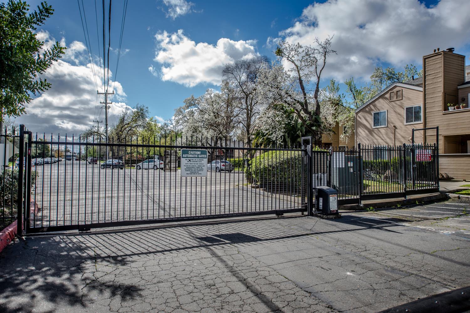 1019 Dornajo Way, Unit 244 Sacramento, CA 95825 - Photo 37 of 41 a view of a wrought iron fences in front of house