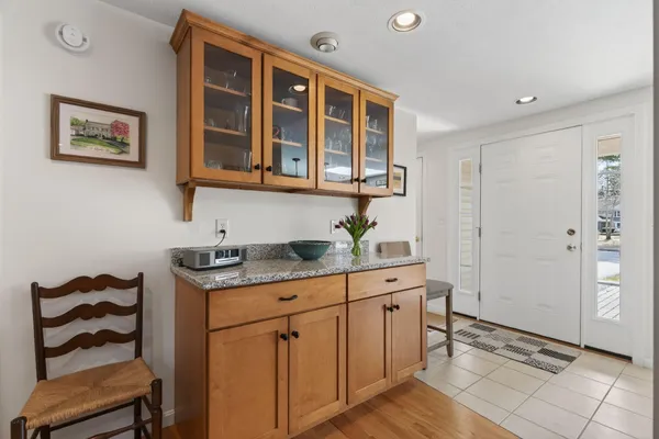 $620,000 | 63 Shiretowne Common Drive, Unit 22, Kennebunk, ME 04043