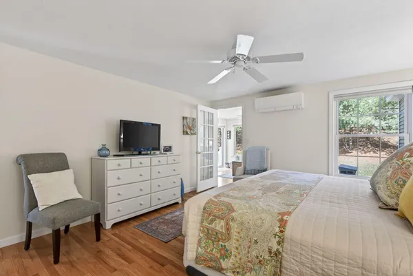 $620,000 | 63 Shiretowne Common Drive, Unit 22, Kennebunk, ME 04043