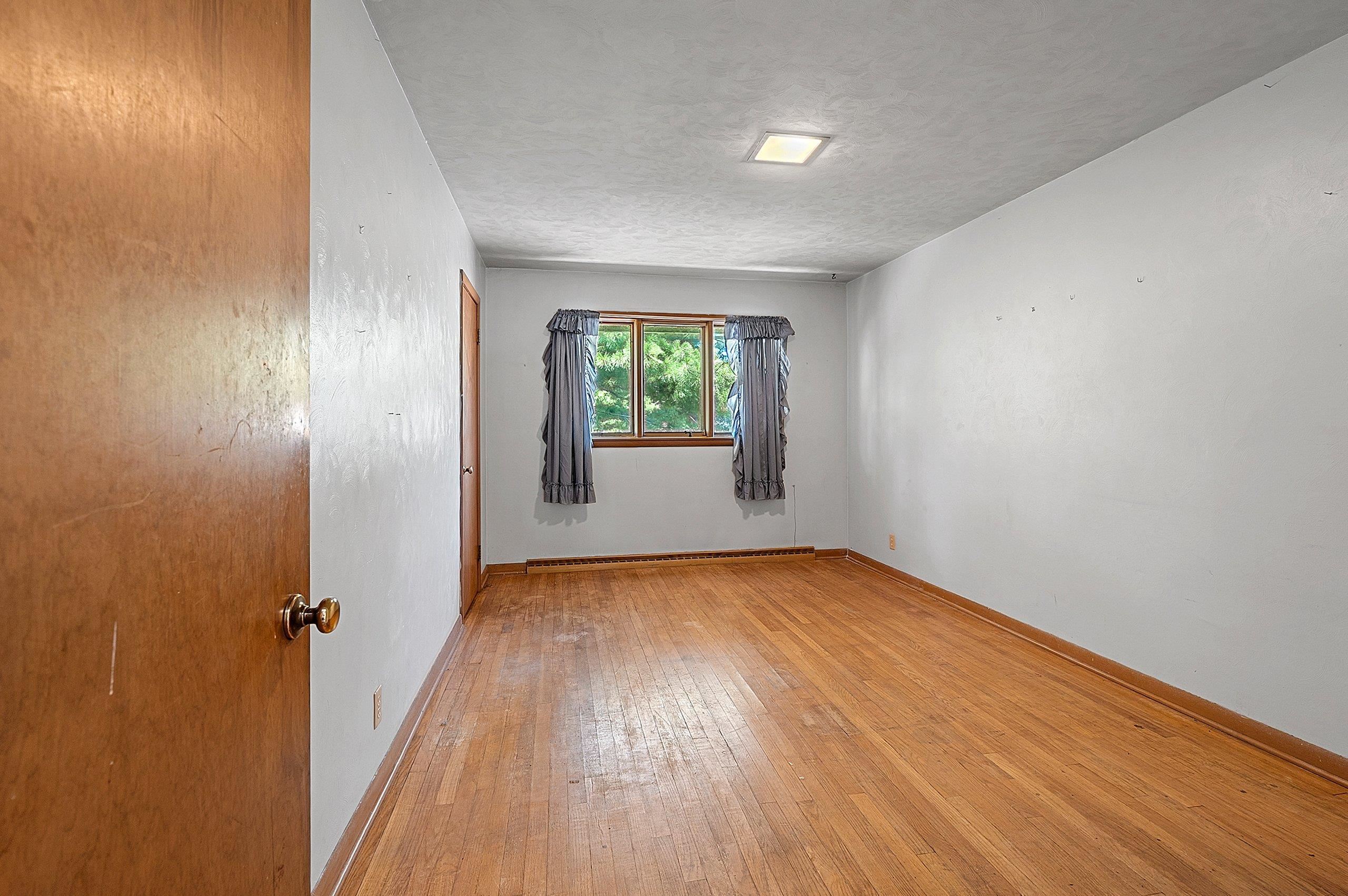 357 Jefferson Street Oconto, WI 54153 - Photo 31 of 62