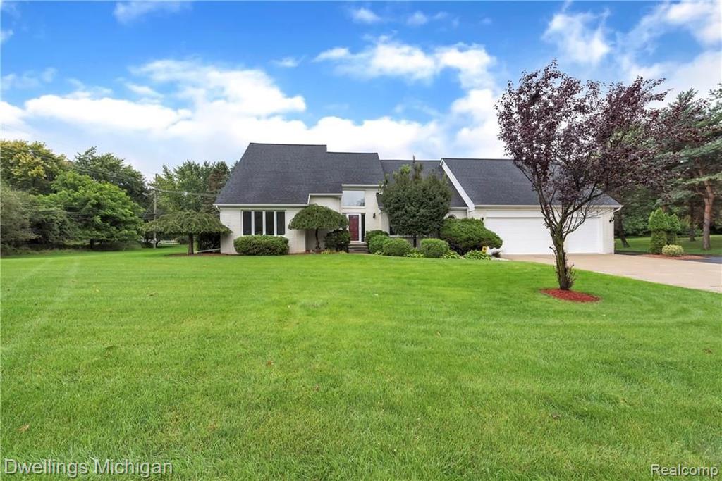 1037 South Adams Road Rochester Hills, MI 48309 - Photo 3 of 67