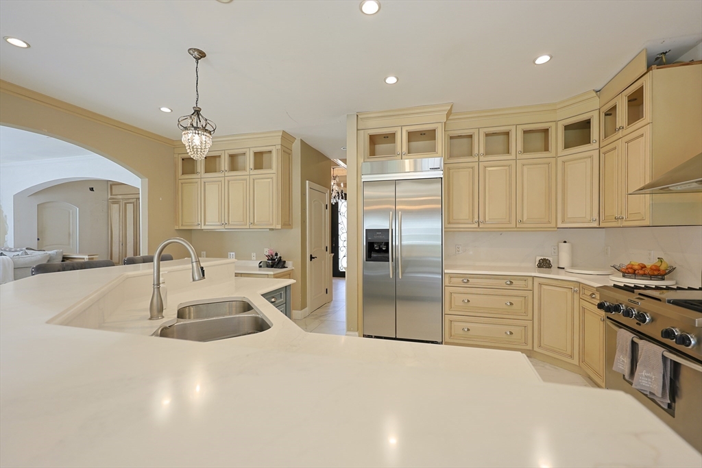 71 Bourque Road Lynnfield, MA 01940 - Photo 15 of 42