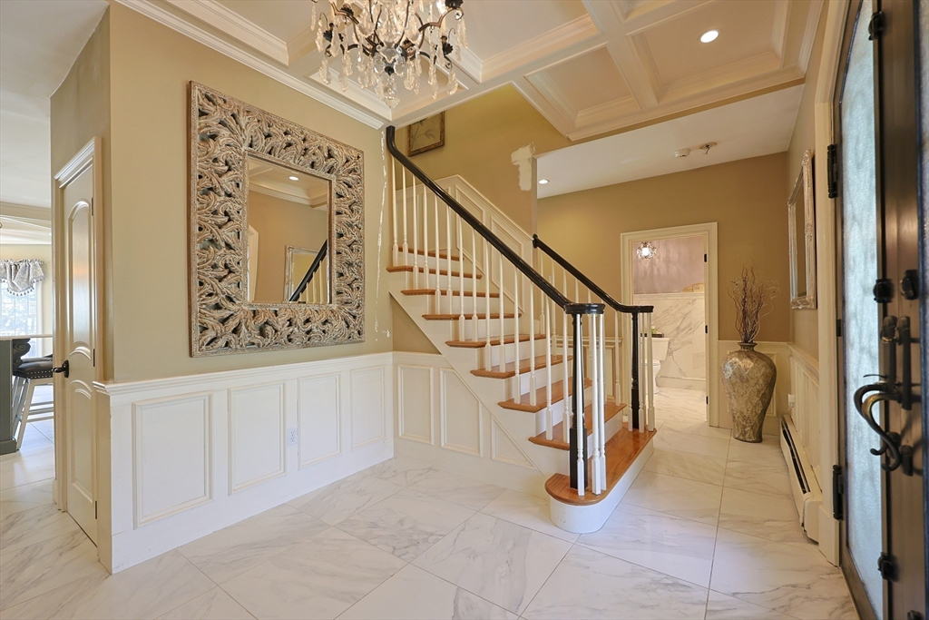 71 Bourque Road Lynnfield, MA 01940 - Photo 6 of 42