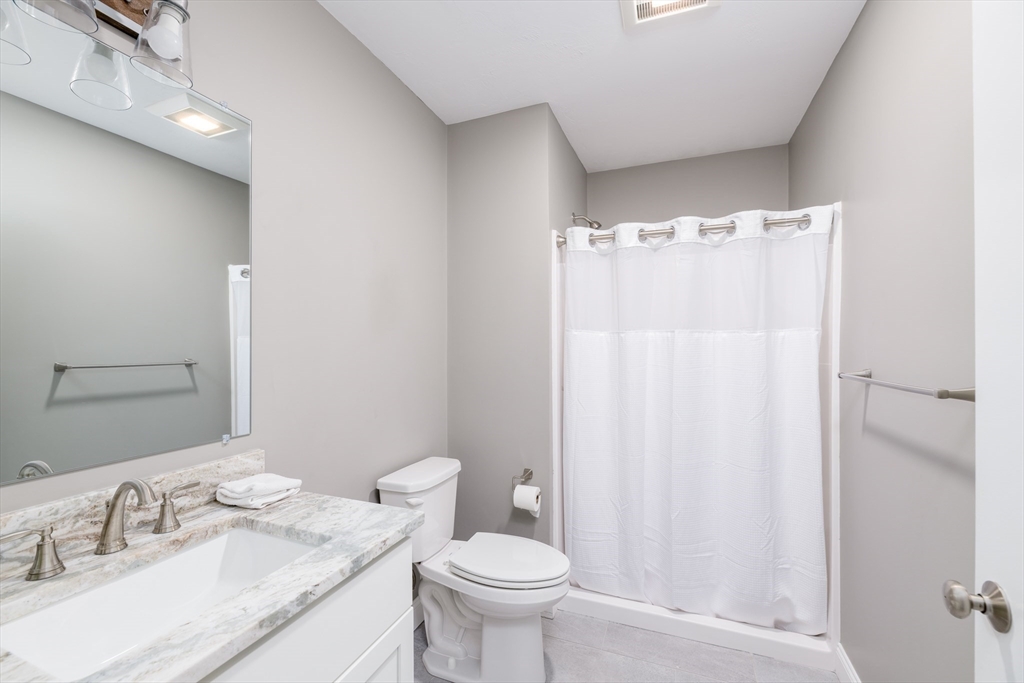 10 Soucy Drive, Unit 10 Rutland, MA 01543 - Photo 9 of 17