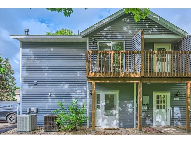 $210,000 | 5940 Fernwood Street, Shoreview, MN 55126