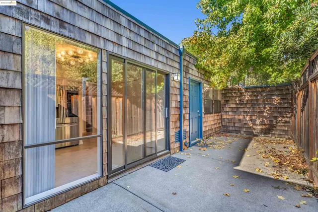 $4,495 | 57 Sereno Circle, Oakland, CA 94619