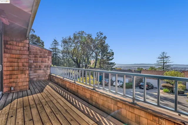 $4,495 | 57 Sereno Circle, Oakland, CA 94619