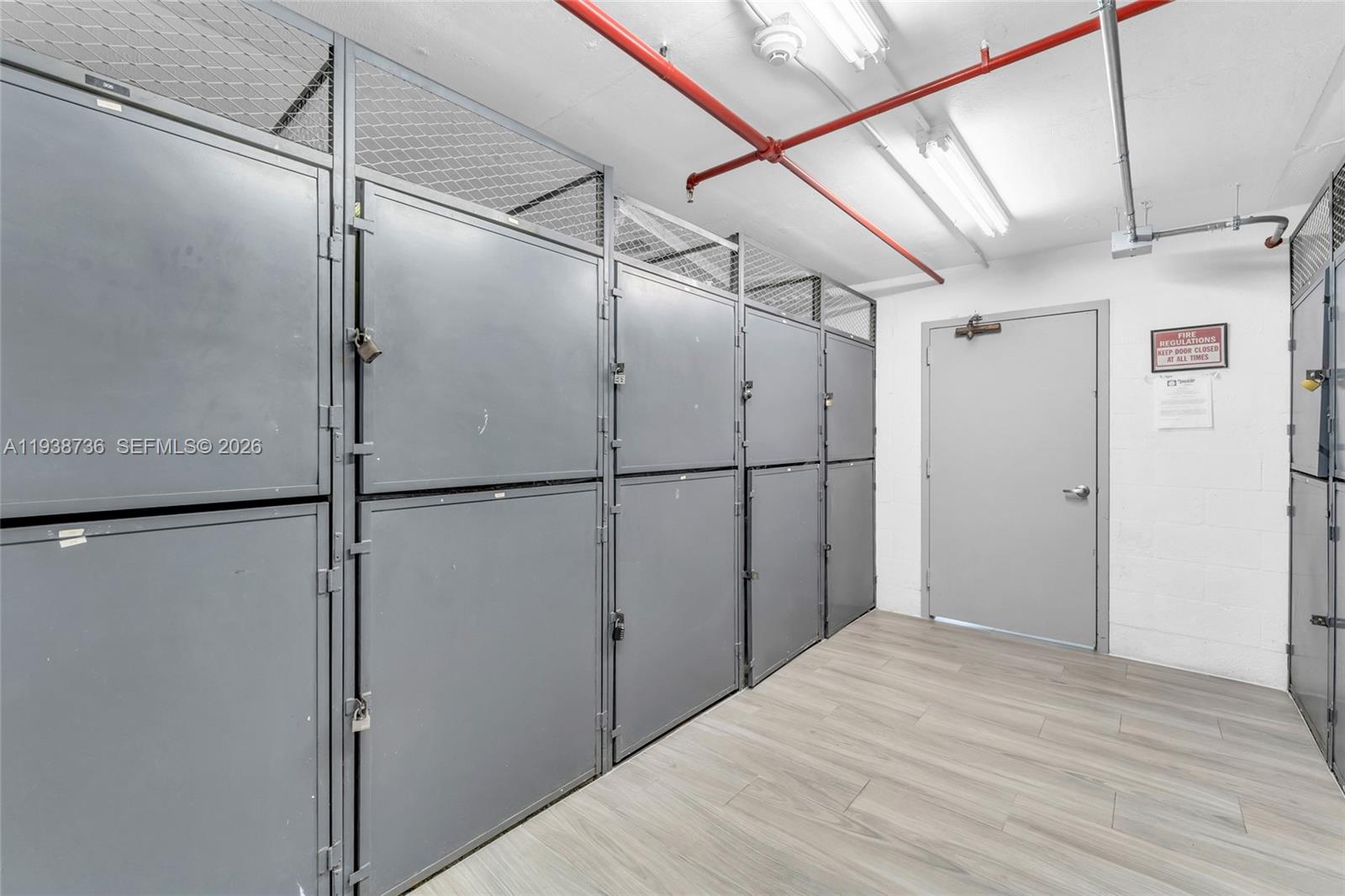 16919 North Bay Road, Unit 118 Sunny Isles Beach, FL 33160 - Photo 11 of 20 a view of a garage