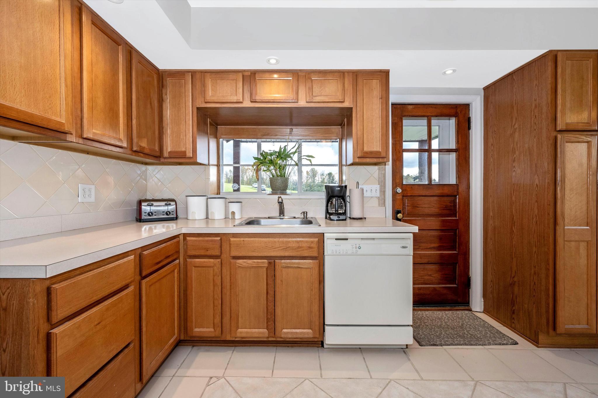 5534 Old Middletown Road Jefferson, MD 21755 - Photo 19 of 52