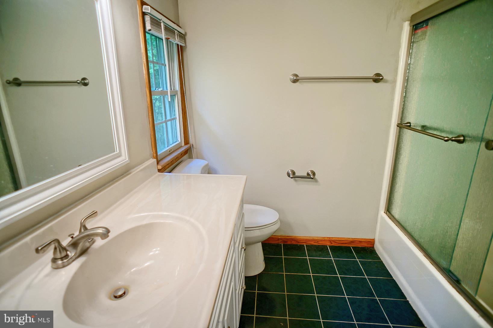 512 Packing House Road Hanover, PA 17331 - Photo 14 of 17