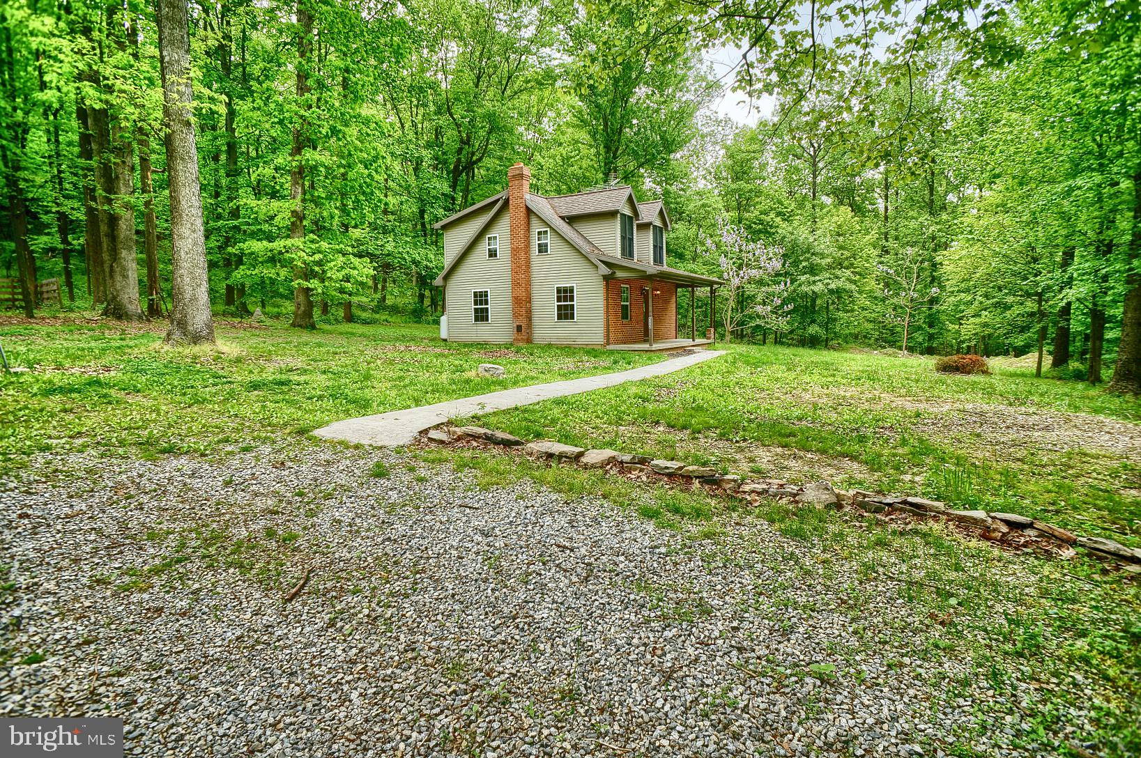 512 Packing House Road Hanover, PA 17331 - Photo 3 of 17