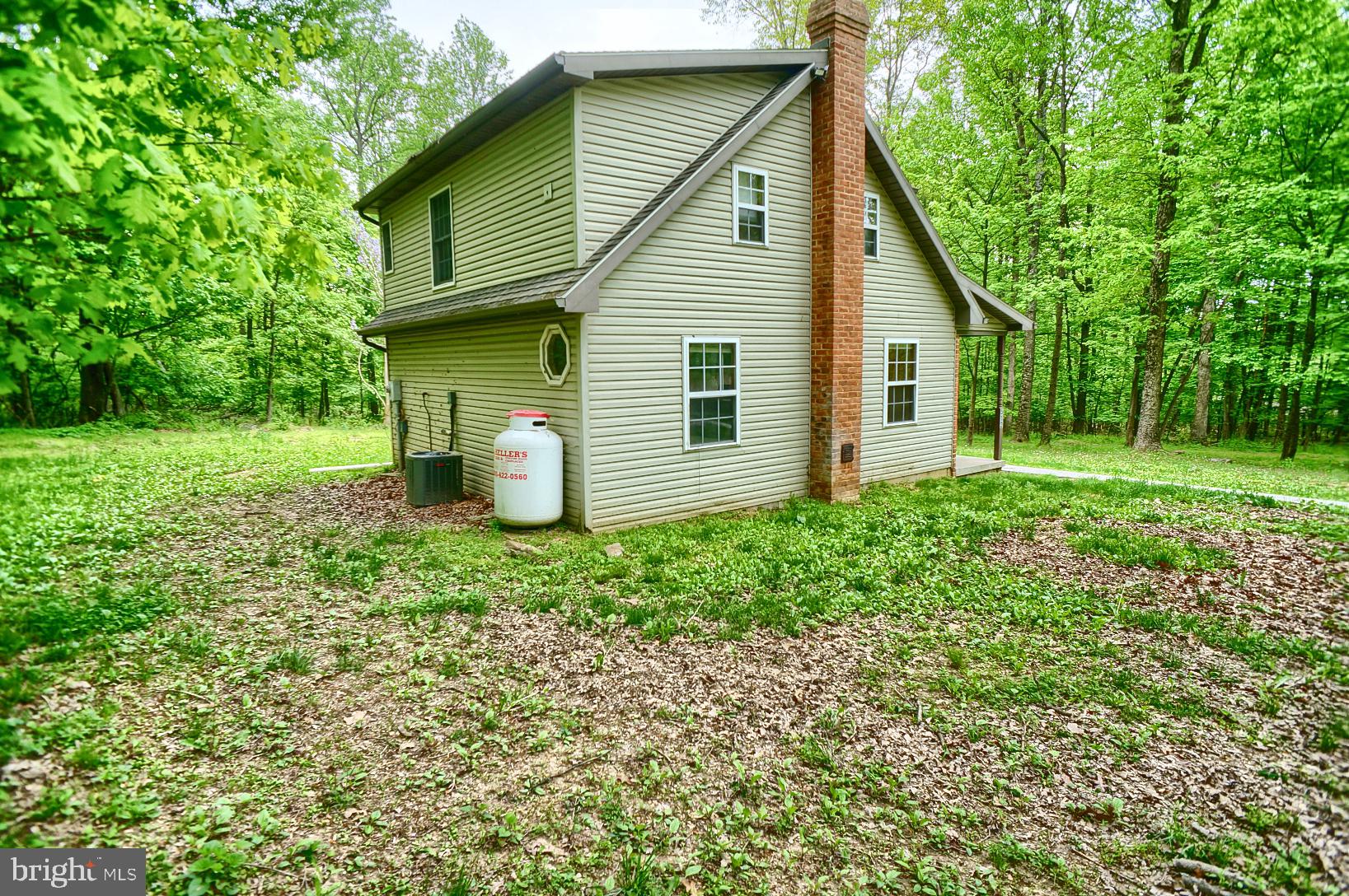 512 Packing House Road Hanover, PA 17331 - Photo 5 of 17