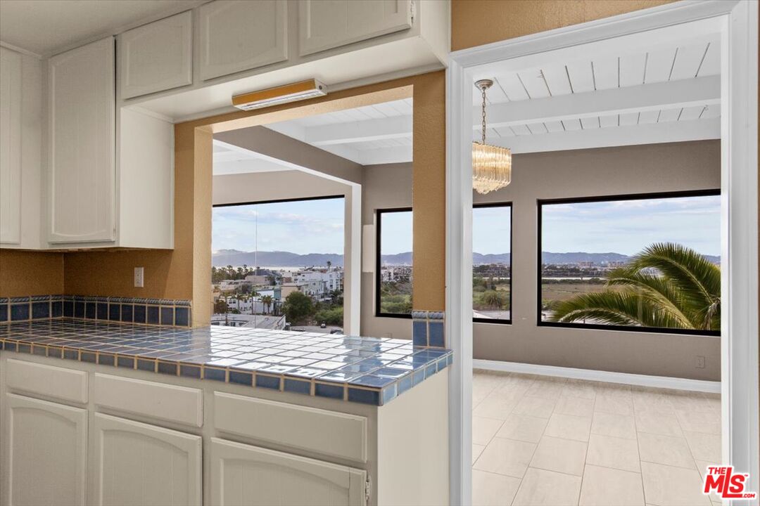 243 Montreal Street Playa del Rey, CA 90293 - Photo 19 of 47