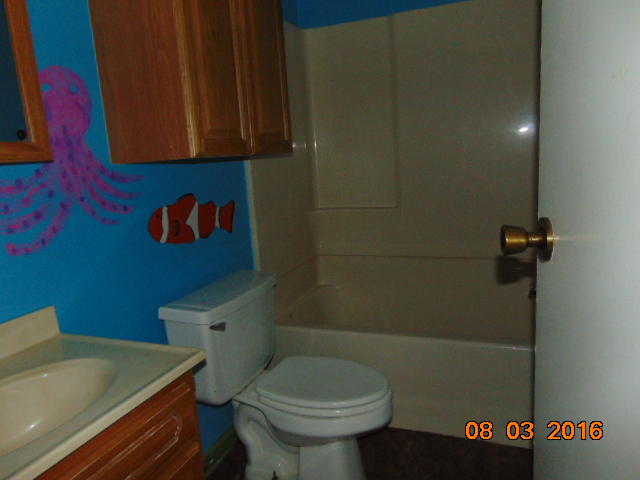 413 Engel Road Loudon, TN 37774 - Photo 2 of 11 bath hall use