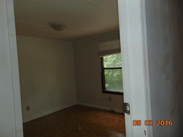 413 Engel Road Loudon, TN 37774 - Photo 3 of 11 Bedroom 2