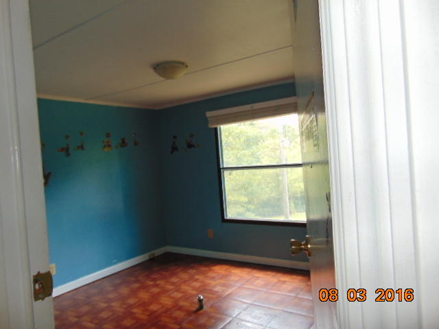 413 Engel Road Loudon, TN 37774 - Photo 4 of 11 Bedroom1