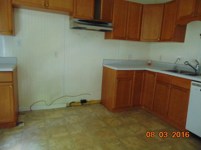 413 Engel Road Loudon, TN 37774 - Photo 5 of 11 kitchen (2)
