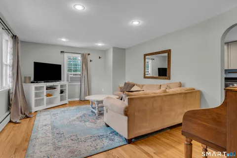 $540,000 | 43 Fort Path Road, Madison, CT 06443